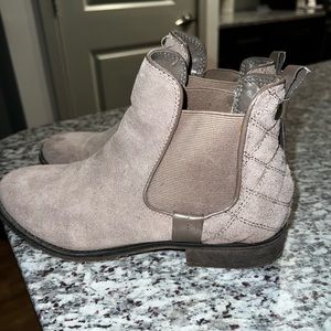 Brown Steve Madden Booties size 8.5